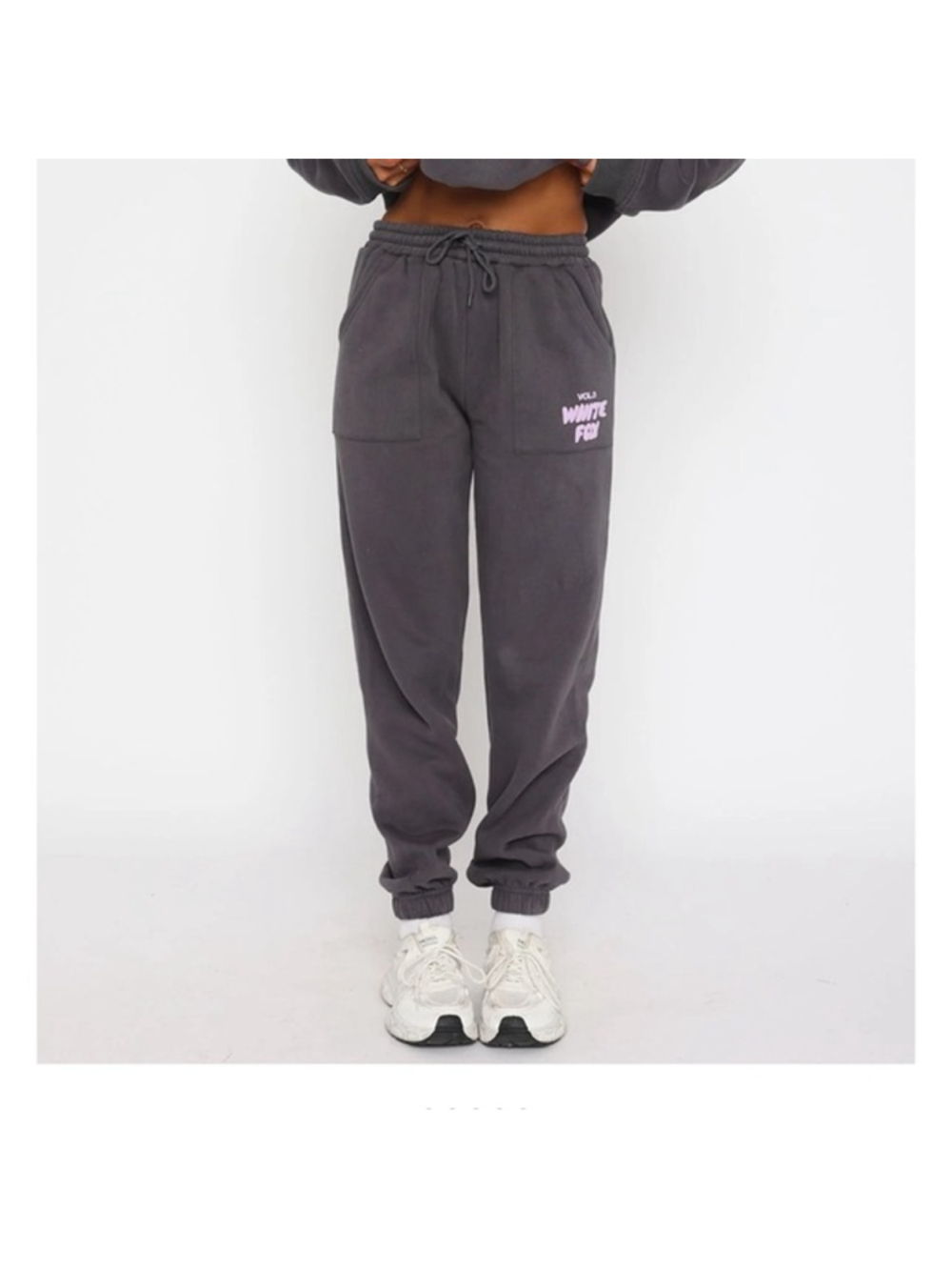 WHITE FOX NWT Gray Volcanic Offstage Joggers M - Picture 1 of 5